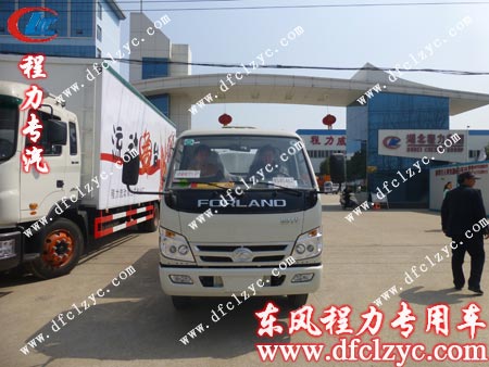 即將送往用戶所在地的福田3360灑水車 即將送往用戶所在地的福田3360灑水車