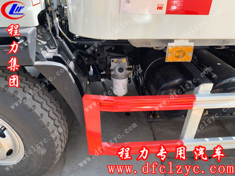 大運一拖二清障車操作桿細(xì)節(jié)
